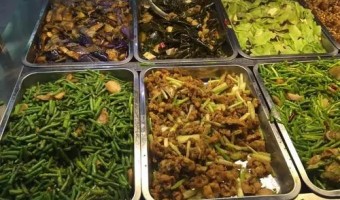 新聞中心-江門(mén)市德宇餐飲管理服務(wù)有限公司-食堂承包企業(yè)公司進(jìn)行挑選原則